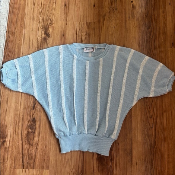 Vintage Blue and White knit top - Picture 5 of 8